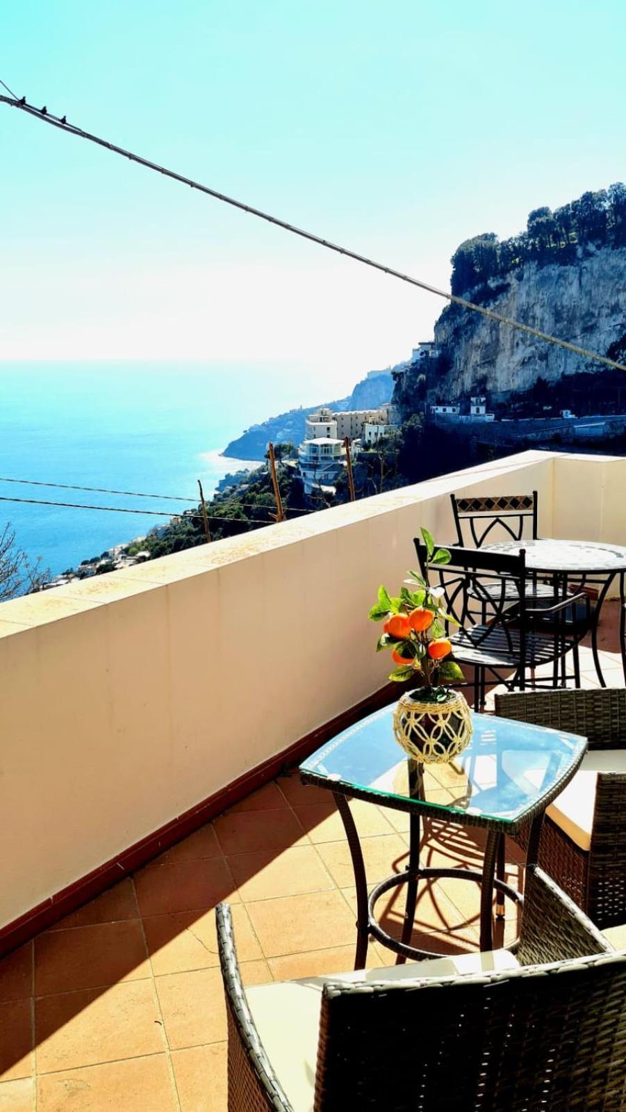 Villa Blu Costiera อามาลฟี ภายนอก รูปภาพ
