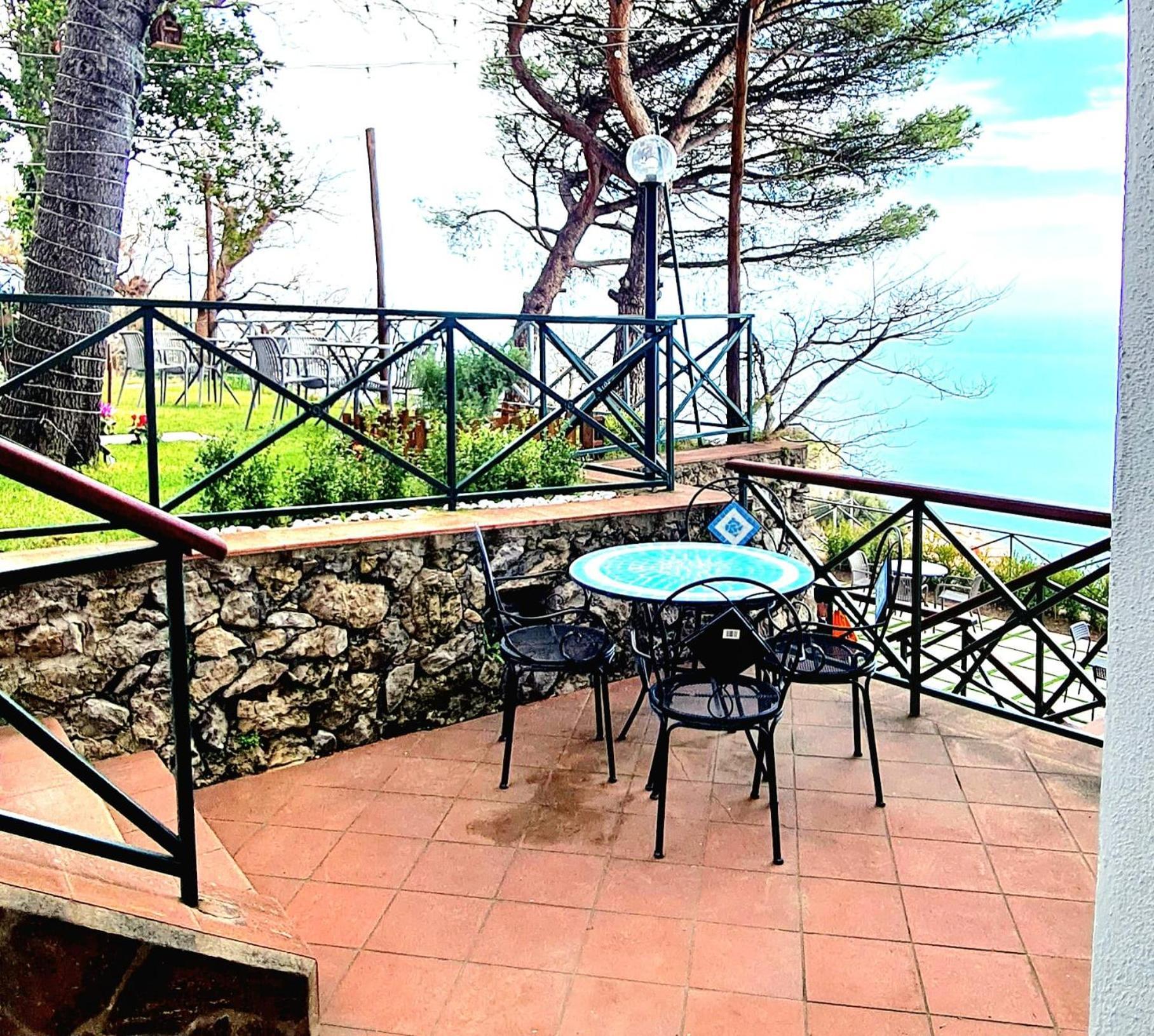 Villa Blu Costiera อามาลฟี ภายนอก รูปภาพ